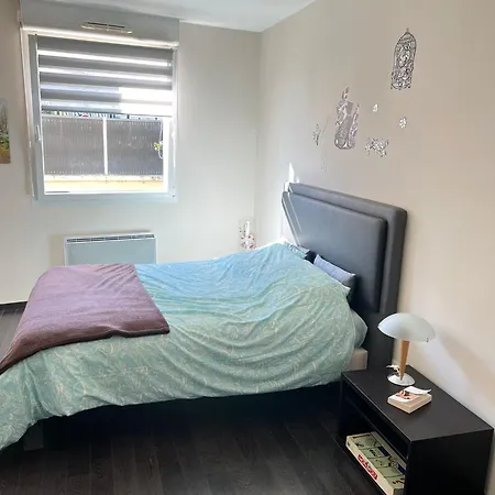 2 Avec Terrasse Apartament *